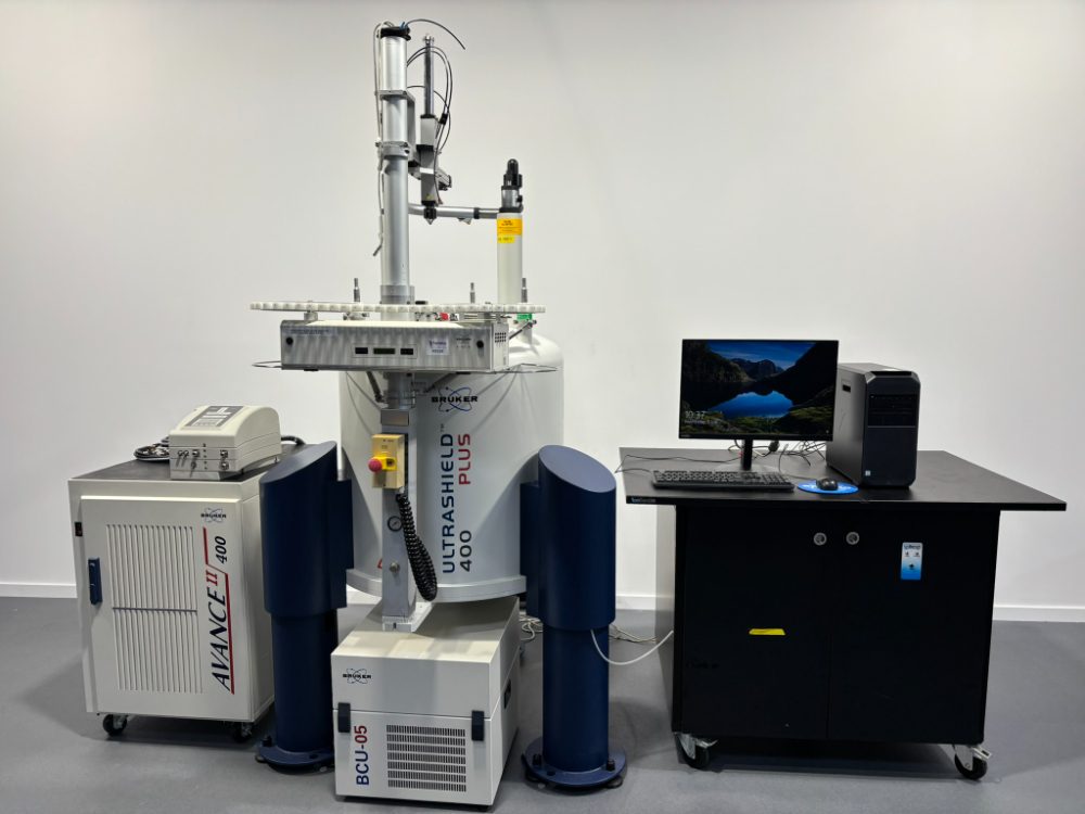Image of Bruker Ultrashield 400 PLUS NMR